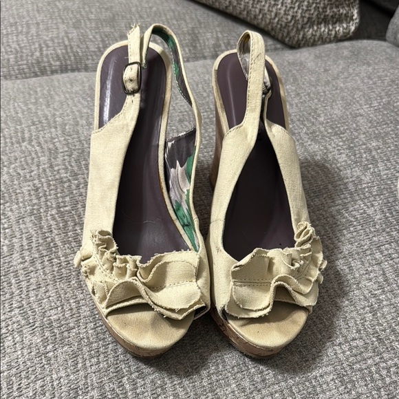 Madden Girl Elegant Cream Slingback Wedge Sandals - Picture 1 of 2